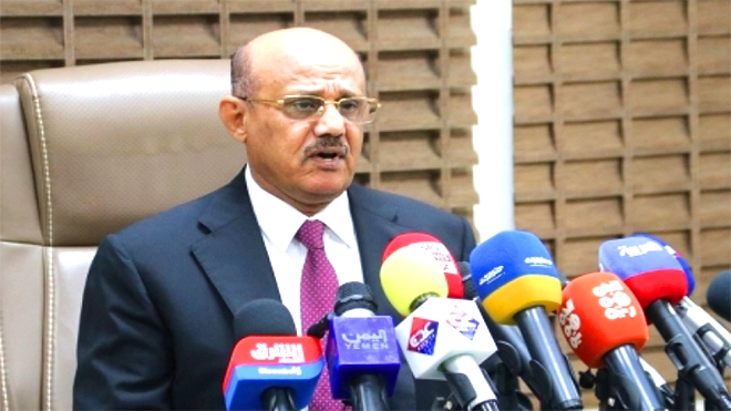 محافظ البنك المركزي اليمني أحمد غالب المعبقي